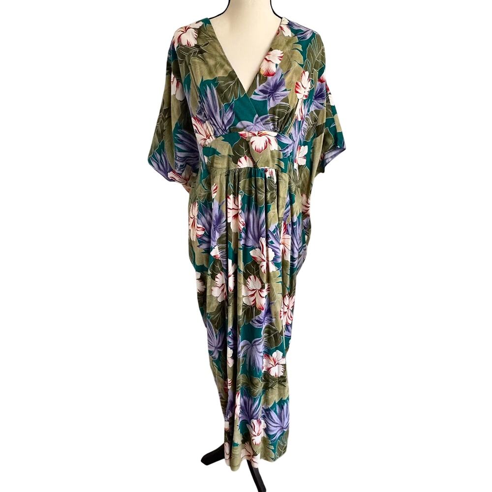 Vintage 80's Hilo Hattie Hawaiian Floral Kimono Caftan Mumu Pleated Maxi OS